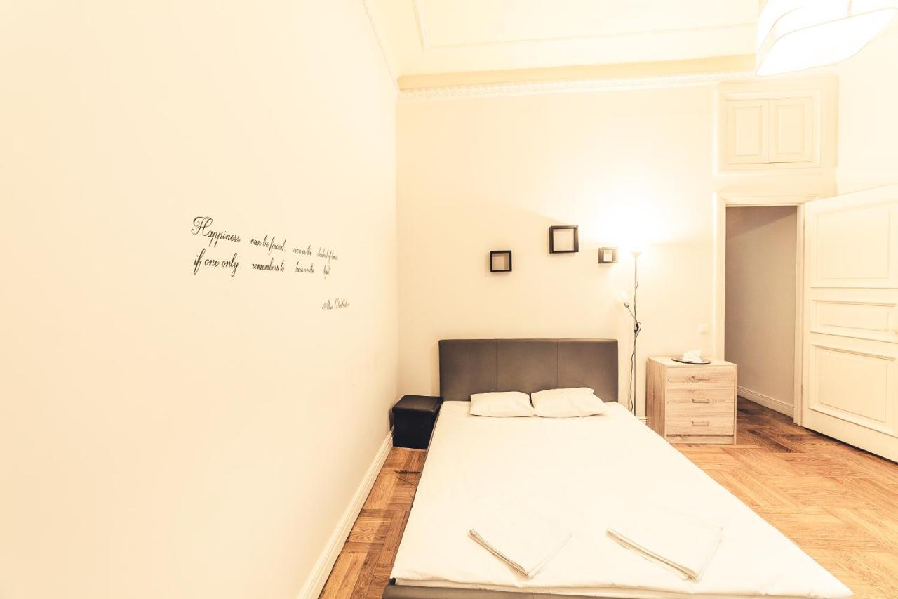 Mosaic Center Apartments Riga Ngoại thất bức ảnh