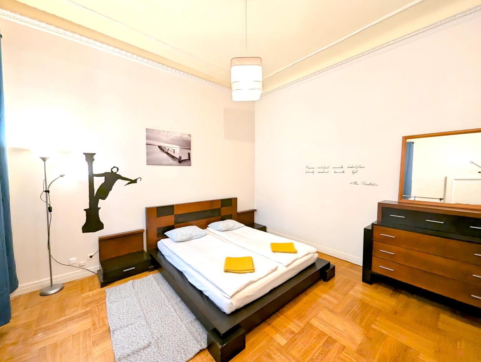 Mosaic Center Apartments Riga Ngoại thất bức ảnh