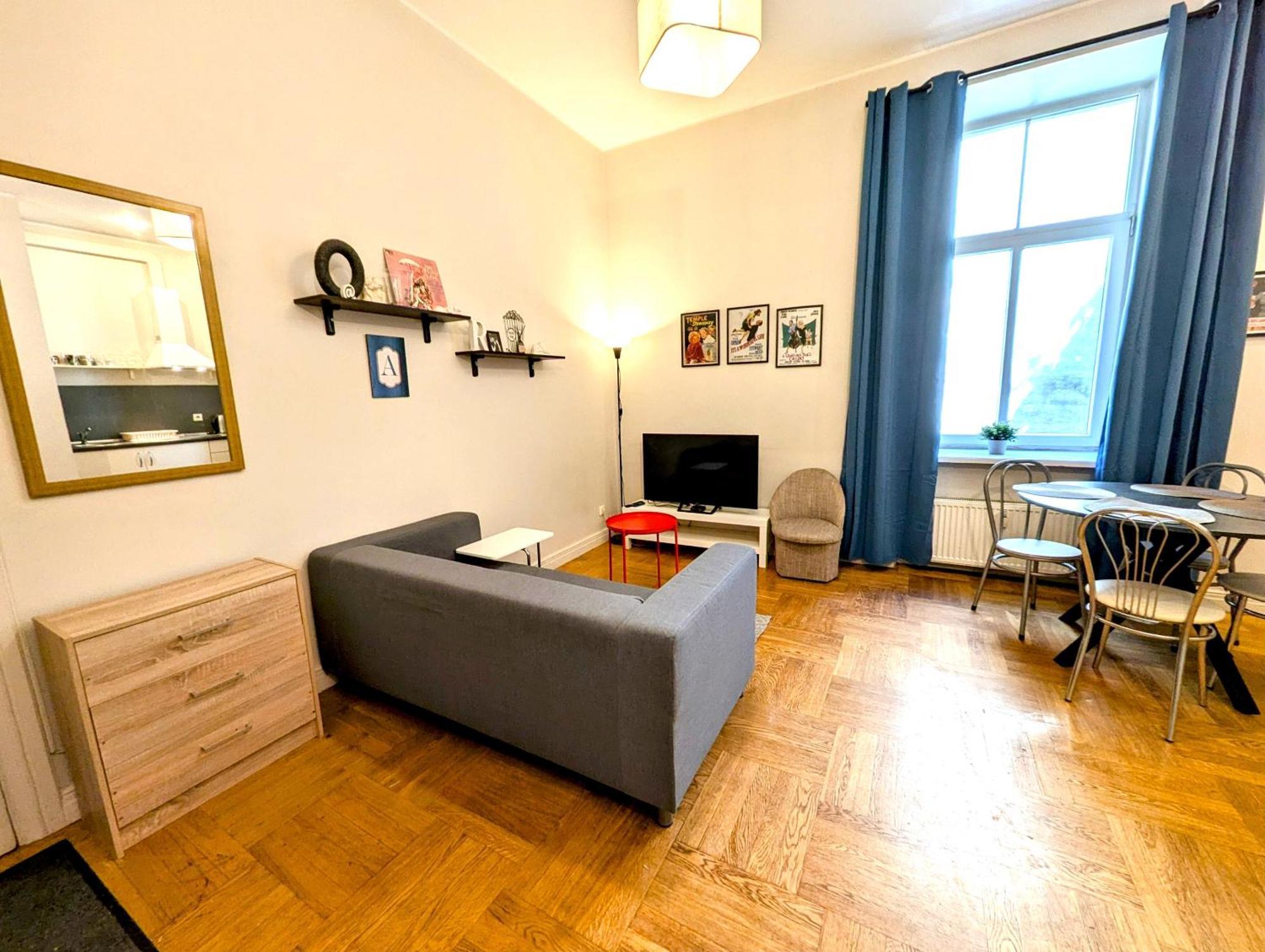 Mosaic Center Apartments Riga Ngoại thất bức ảnh