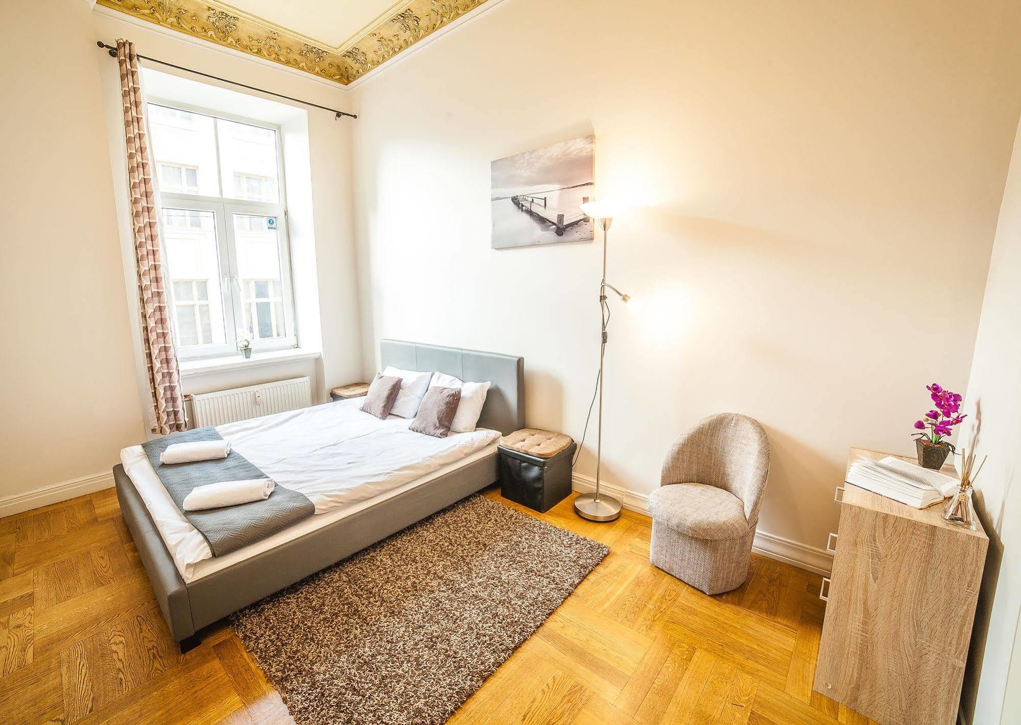 Mosaic Center Apartments Riga Ngoại thất bức ảnh