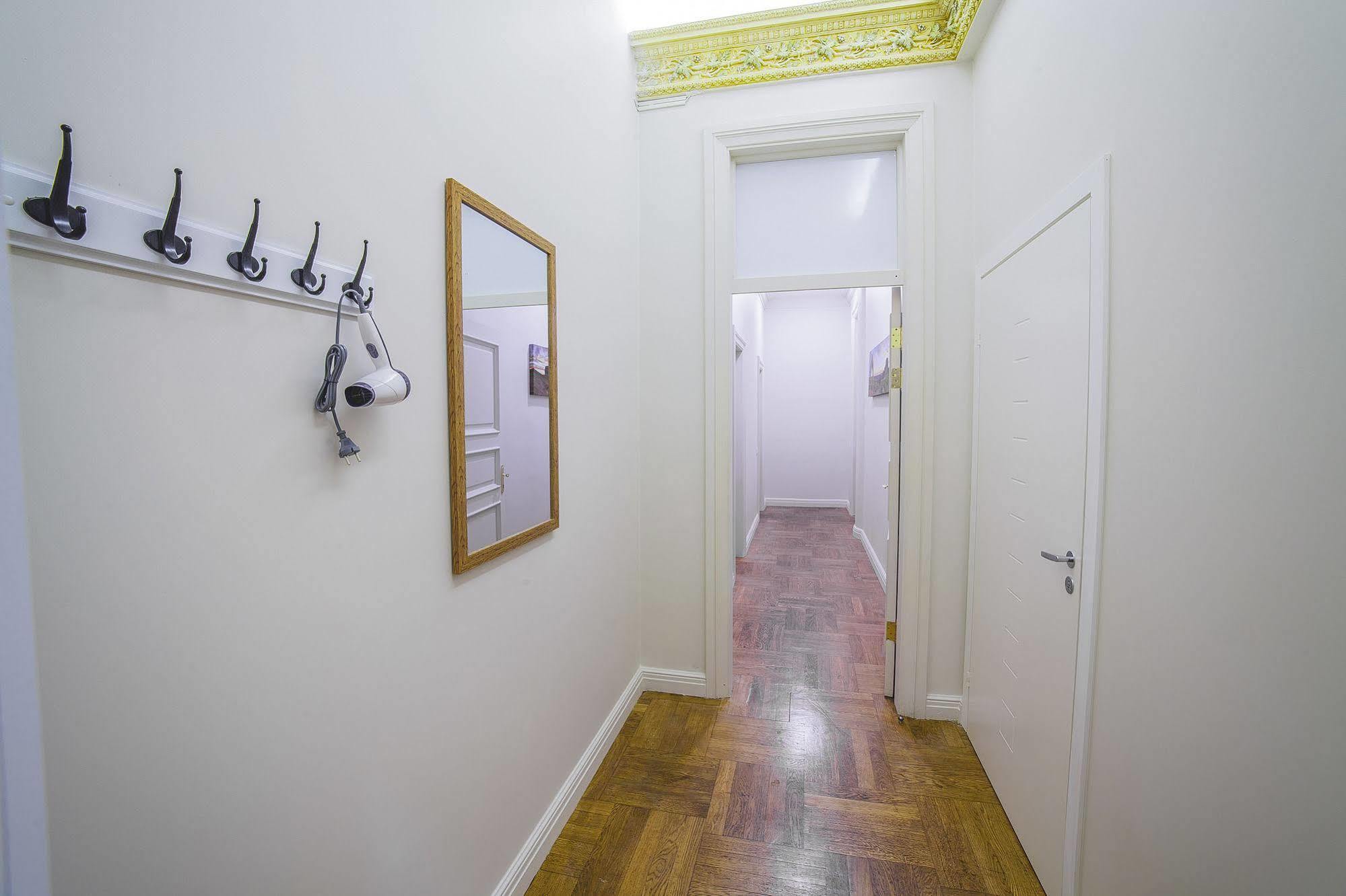 Mosaic Center Apartments Riga Ngoại thất bức ảnh