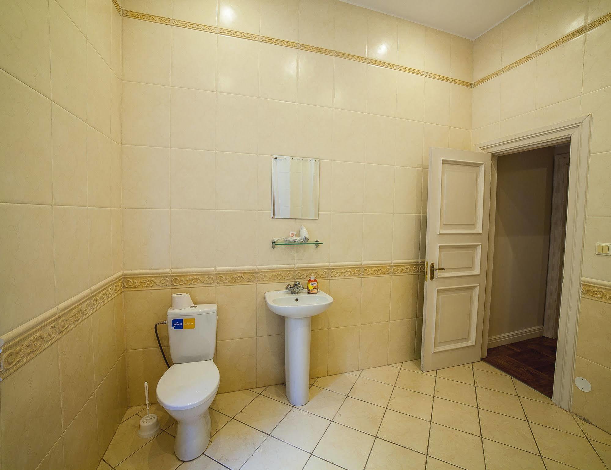 Mosaic Center Apartments Riga Ngoại thất bức ảnh