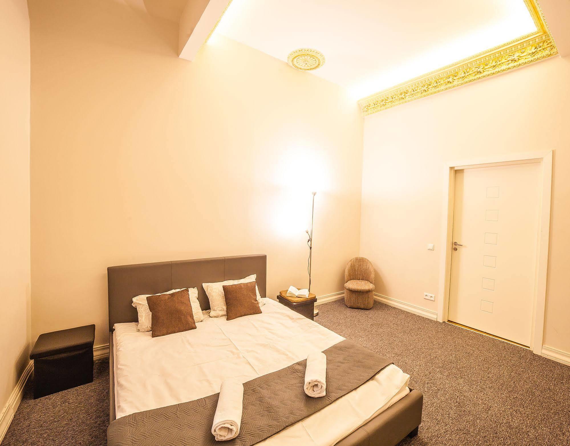 Mosaic Center Apartments Riga Ngoại thất bức ảnh